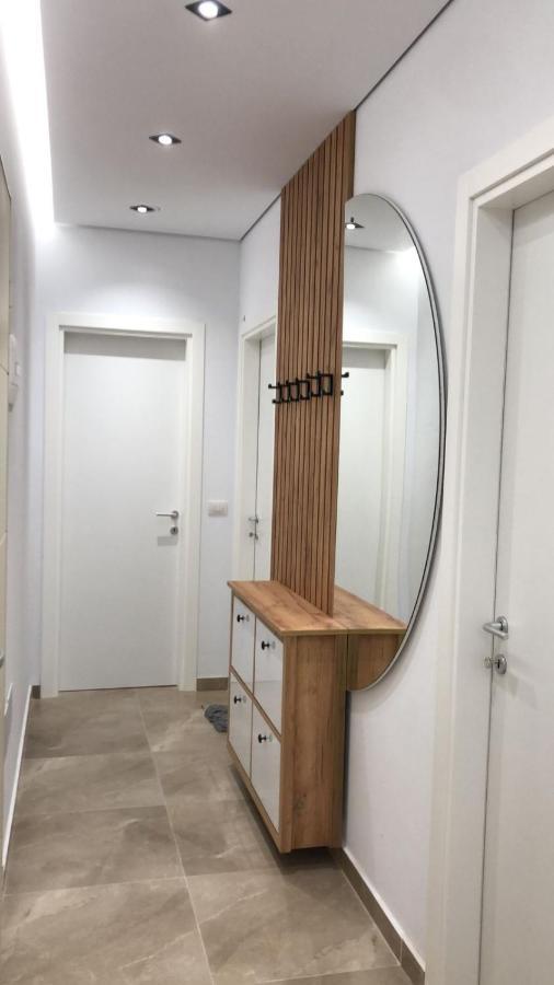 Illyrian Elite Gjiri I Lalezit Apartment *